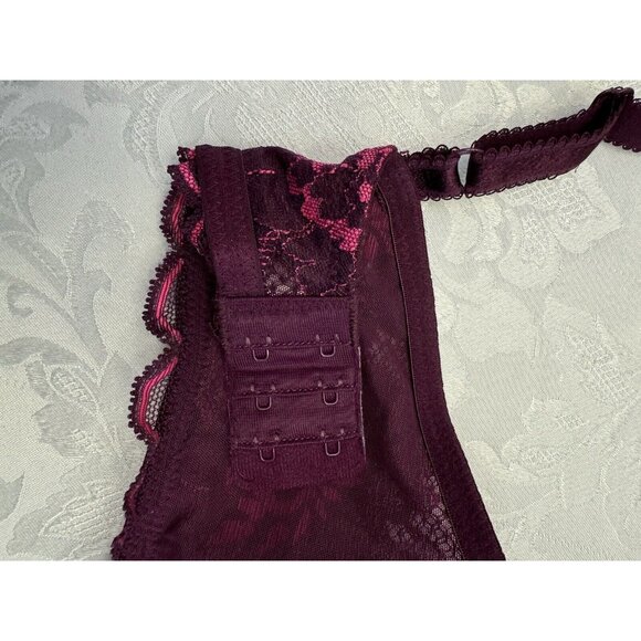 Wacoal Size 36D Fire And Lace Scallop Trim Bra 851252 Purple Pink sheer - Picture 6 of 7